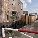 Beachhouse Noteboom, Omheinde Tuin 아파트 노르트베이크