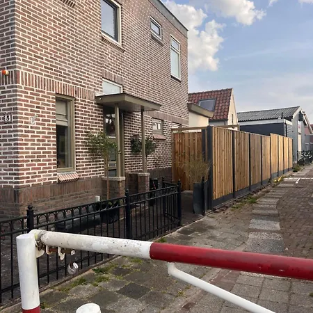 Beachhouse Noteboom, Omheinde Tuin Apartment Noordwijk