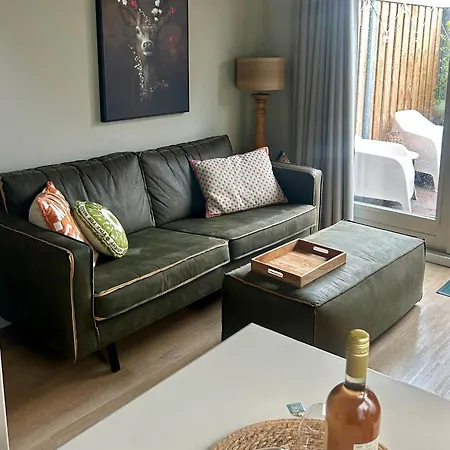 Beachhouse 't Notedopje, Omheinde Tuin Appartement Noordwijk