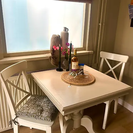 Beachhouse 't Notedopje, Omheinde Tuin *