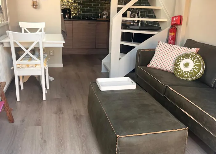 Beachhouse Noteboom, Omheinde Tuin Appartement *