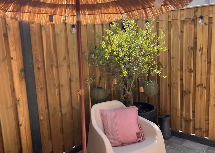 Beachhouse Noteboom, Omheinde Tuin Appartamento